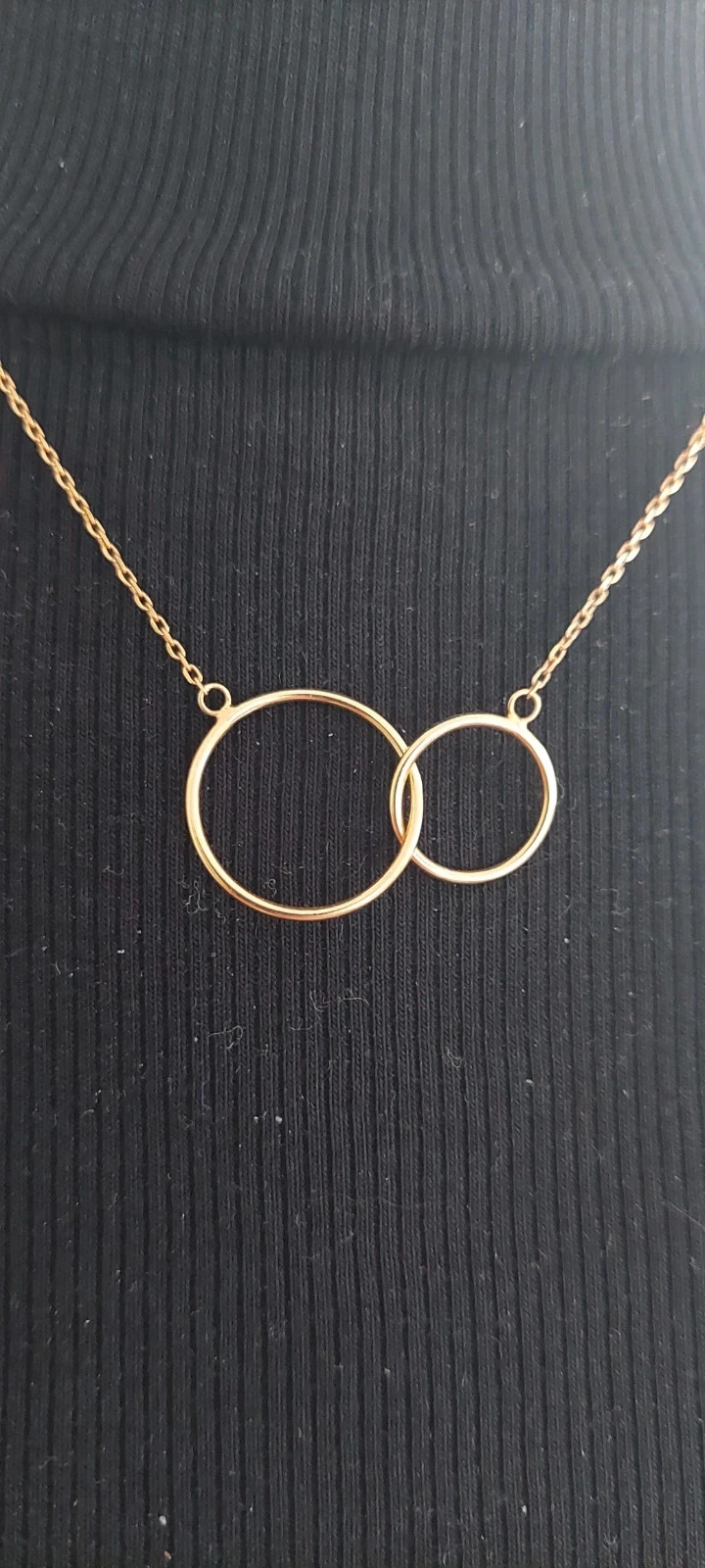 Collier minimaliste double cercles entrelacés Doré / Plaqué Or – photo 2